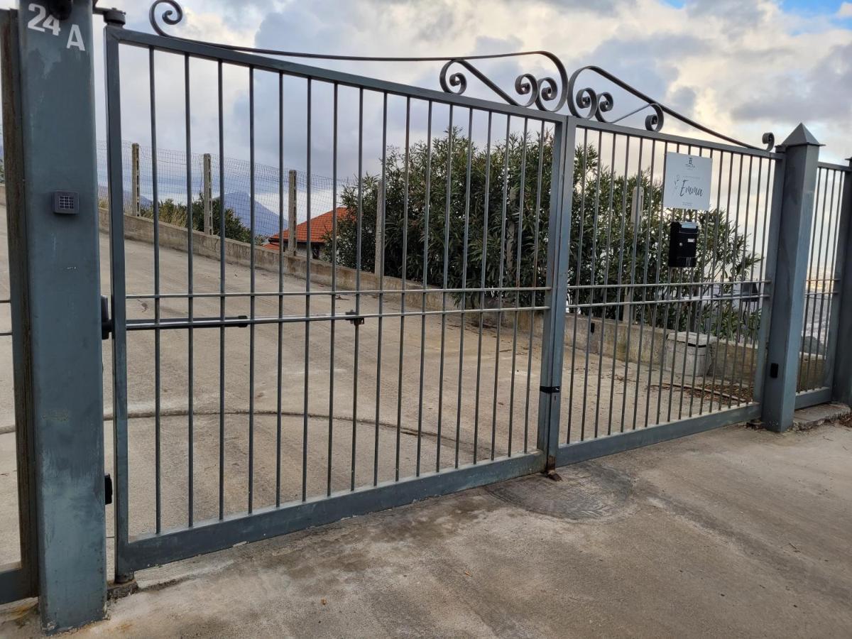 Appartamento Emma Con Piscina - Vista Mare"Tenuta Croce" Σαλέρνο Εξωτερικό φωτογραφία